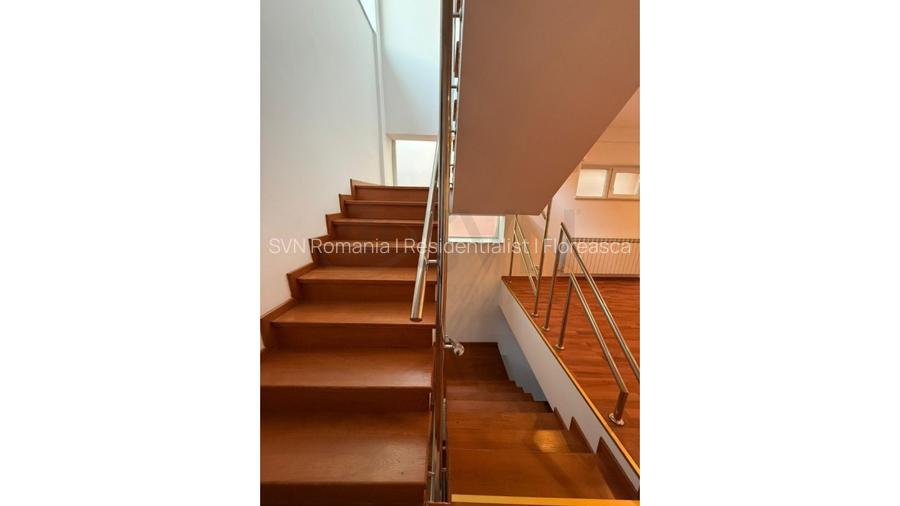 REV2004592 Ion Mihalache l Vila l 370 mp l 5 camere - 15