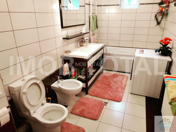 Vila Stefanesti zona Zavoi, partial mobilata. - 6