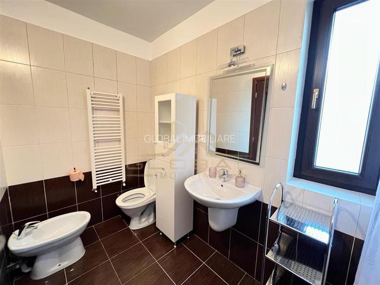 3 camere 2 NiveleTotul Nou Parcarezona Centrala str Gheorghe MarimescuUMF - 15