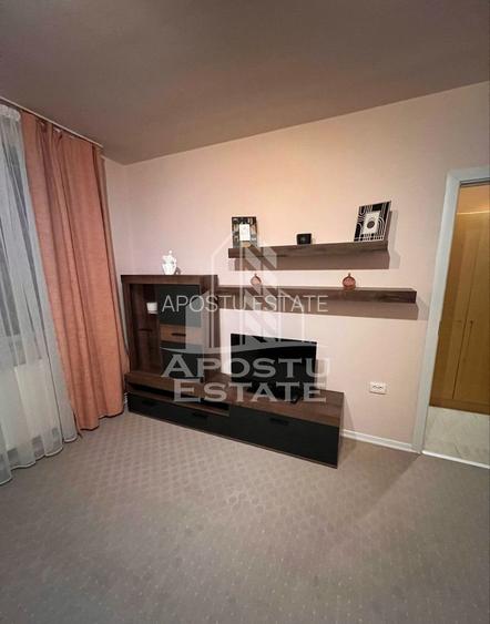 Apartament cu 2 camere, centrala proprie , Central - 2