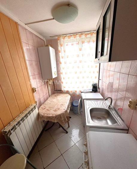 52.5oo euro, NEGOCIABIL, 3 camere, etaj 3 Micro19 - 12