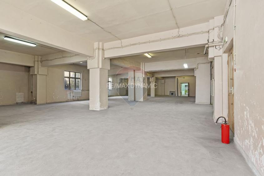 Cladire unica cu destinatii multiple de vanzare Ultracentral Arad - 33