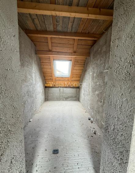 Vand casa moderna la gri - spatiu generos, materiale premium - 14