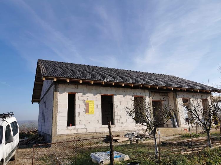 De vânzare – Casă nouă în roșu, sat Sârbi, comuna Sarbi (Bihor) - 8