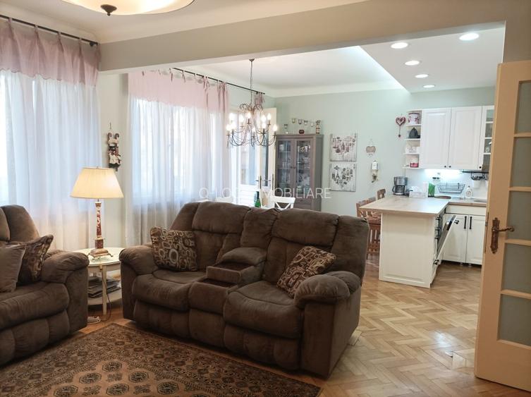 Apartament 3 camere confort sporit, in bloc vila zona Central - 8