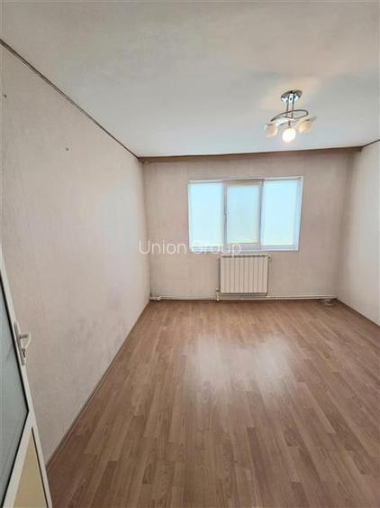 Apartament 3 Camere, Decoamndat, Macul Rosu - 9