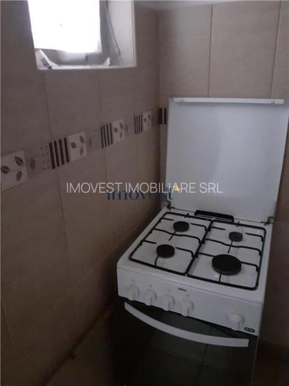 De inchiriat:Garsoniera in zona Micro 16 - 5