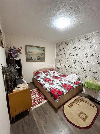 RECO Apartament 2 camere, zona Velenta, etaj 1 4, balcon inchis - 3