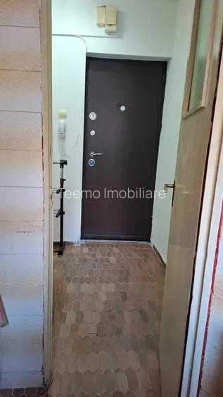 Garsoniera, decomandata, 28 mp, balcon, ac, metrou aproape, Crangasi - 6