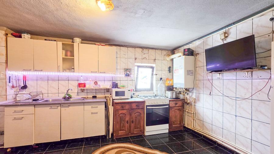 Ghencea – Casă individuală cu mare potențial, poziție excelentă ! - 11