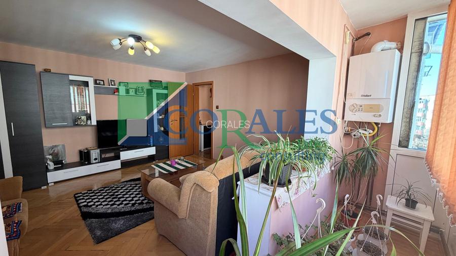 Intermediar. Centrala proprie, mobilat si utilat. Disponibil imediat. - 6