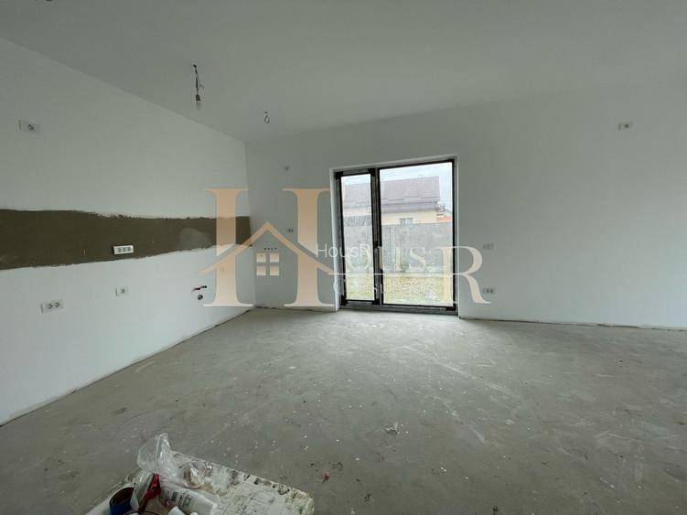 Strada privata. Zona locuita. Compartimentare excelenta. - 3