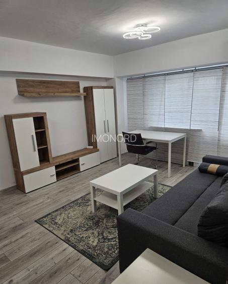 Vânzare apartament de 3 camere Bulevardul Decebal - 2