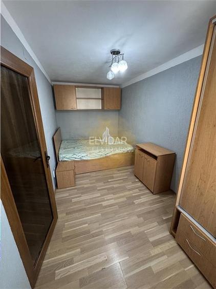 Sagului - 3 camere , Etaj 1 - 3