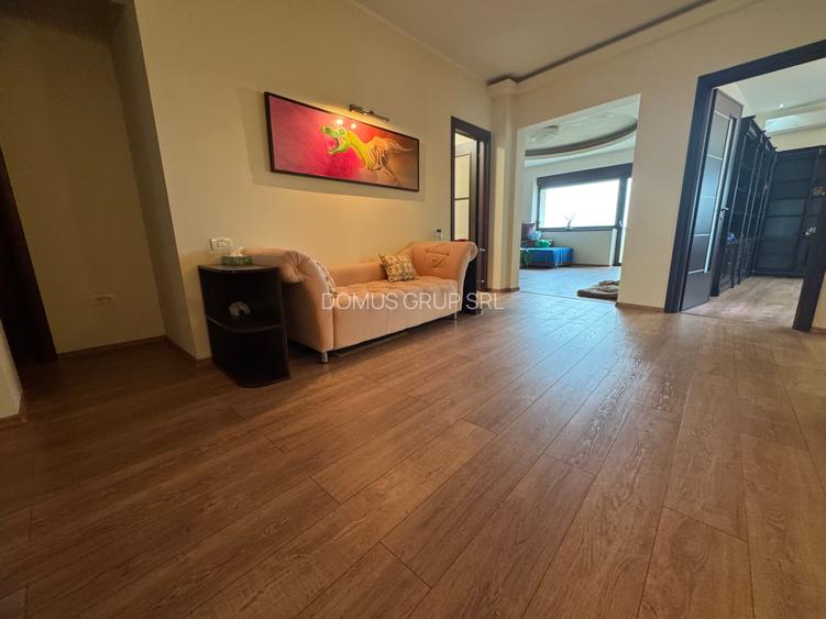 Vând apartament  4  camere vedere la mare - 10