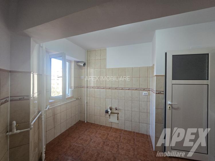  Apartament 4 camere renovat | COMISION 0% | Dr. Taberei- B-dul Ghencea  - 14