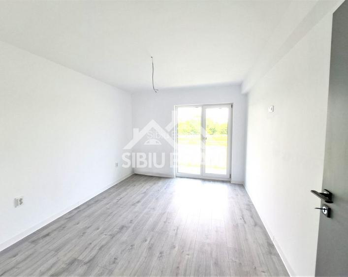 Casa noua la cheie 4 camere, 2bai, terasa, carport - 13