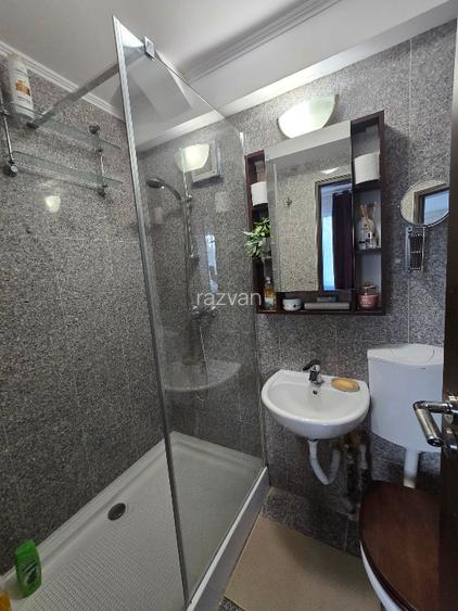 Apartament la intrarea in parcul Cismigiu (fara risc seismic) COMISION 0% - 8