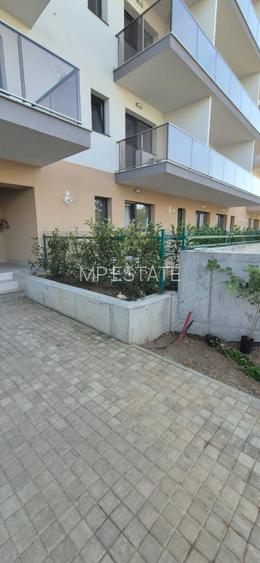 Garsoniera cu Gradina / Hils Republica / 500 m  Metrou / Comision 0%  - 8