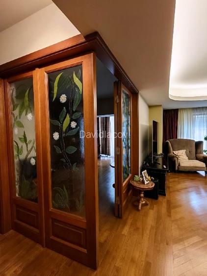 EXCLUSIVIST | Oază Urbană cu Curte Proprietate - Apartament 5 Camere, 3 Băi, 2 L - 15