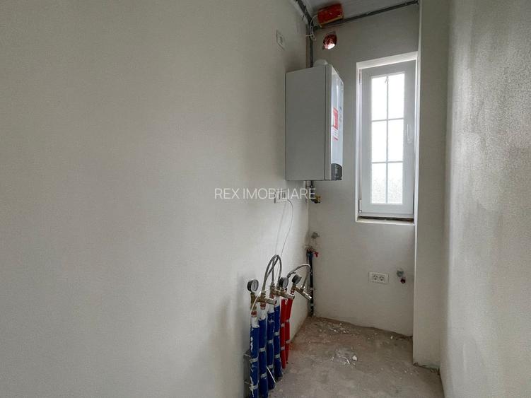 Duplex desparțit - 5 camere și 3 băi- Moșnița Nouă - 16