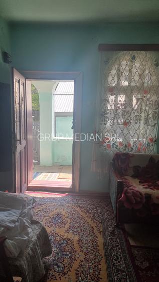 Casă cu teren 3800 mp,situată in com. Berislăvesti - 8