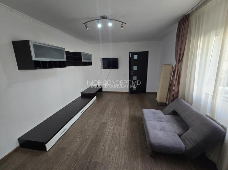 Inchiriere apartament 2 camere spatios in zona Republicii - 2