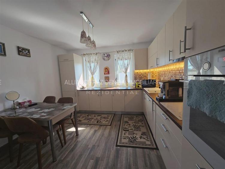 <Casa individuala mobilata utilata> 3 camere 1 baie teren 300mp - 20