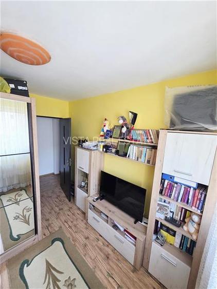 Apartament 4 camere, zona Astra - 14