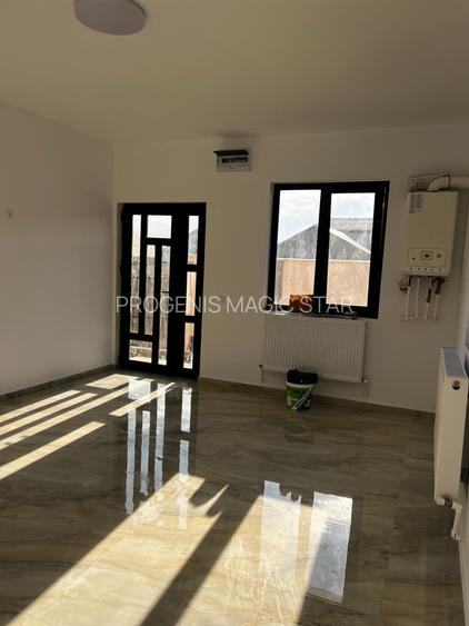 Agenție imobiliară vindem casă în Lumina - 2