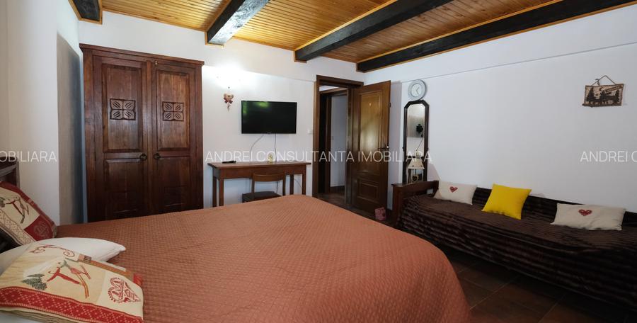 Vanzare 2 vile noi, mari superbe si 1905 mp teren la munte in Cheia Prahova - 8