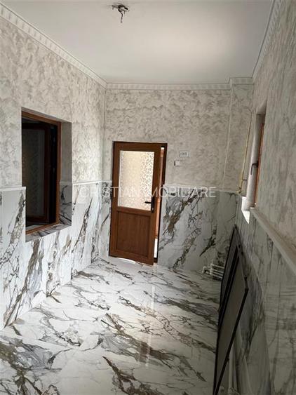 Casa zona centrala, 5 camere,  compusa din doua apartamente, chirpic si caramida - 22