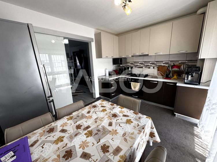 Apartament etaj intermediar 3 camere 66 mpu 2 balcoane parcare Sibiu - 7