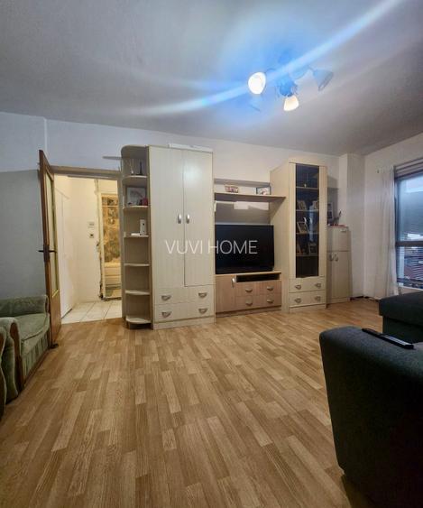 |Ap2 camere|Balcon|Calea Rahovei cu Strada Progresului|An1986| - 4