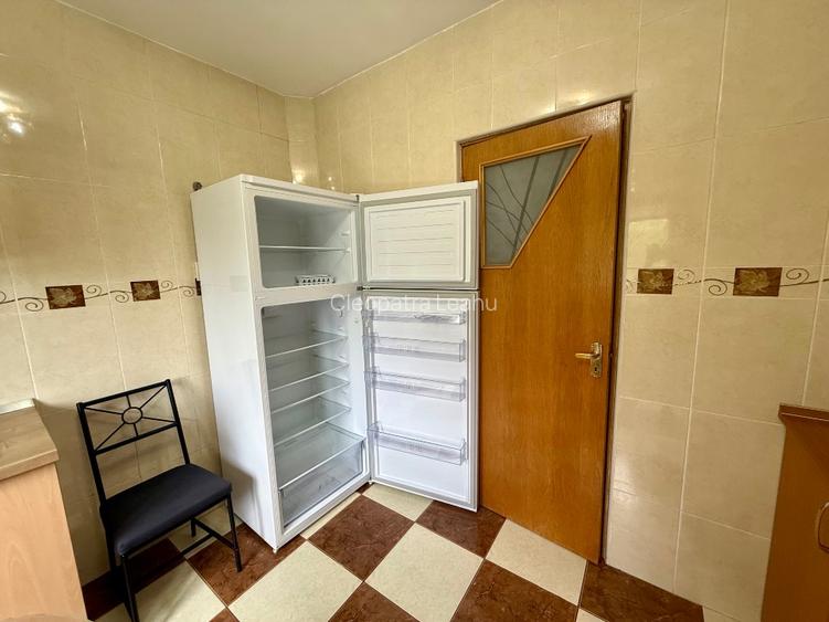   Închiriere -  Direct proprietar: 2 Camere | vizavi de Sun Plaza - 7