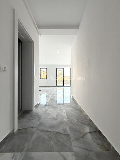 SAD, 53 mp utili, open-space, parter - Esso Giroc - 4