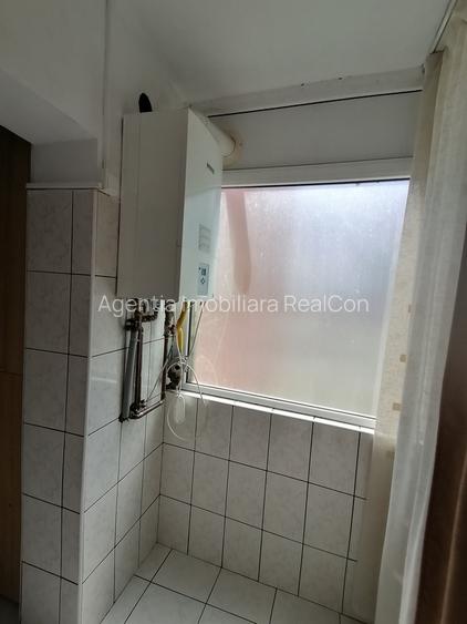 Apartament 2 camere p 4 Traian zona 24 Trepte - 12