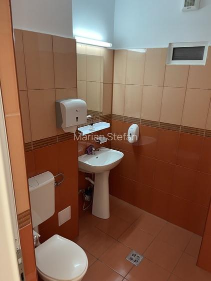 CORAL CENTER PITESTI- Inchiriere spatiu birouri, central, modern, 296 mp, etaj 2 - 12