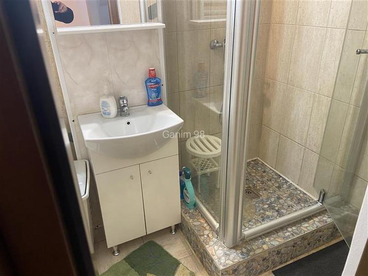 Garsoniera  de inchiriat , zona  b- dul Brailei , parter , decomandata , mobilat - 5