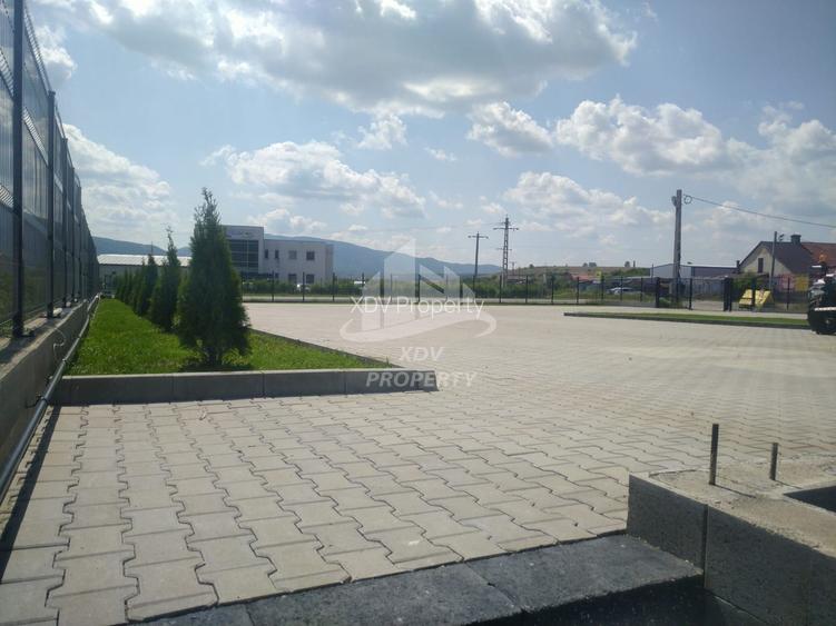 Spatiu comercial  1274 mp, teren 7261 mp, cladire noua - 7