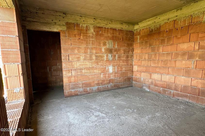 	Domnesti - cladire 319 mp util, 2x garaj, ideal comercial - 12