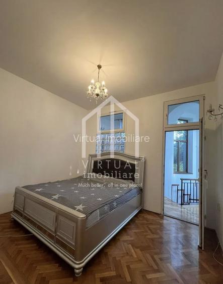 Casa formata din 2 apartamente, 2 garaje,  3 bai - zona Trei Stejari - 2
