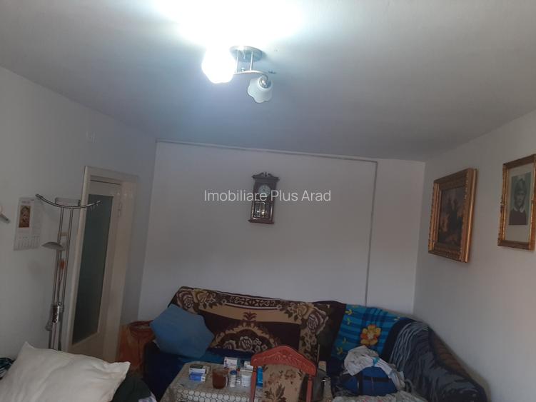 Vanzare Apartament 4 camere zona centrala Tudor Vladimirescu - 16