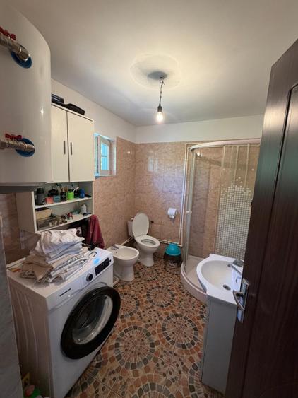 Casa parter, 70.40 mp, teren 250 mp, zona Parcul Tineretului