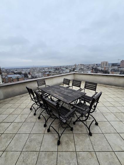 Apartament la inaltime, de inchiriat