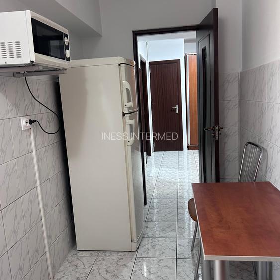 UNIRII BULEVARD APROAPE ROND ALBA IULIA, 2 CAMERE CU LOC DE PARCARE - 12