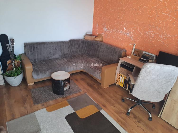 Apartament decomandat, 43 mp, parcare, zona Cetatii - 7