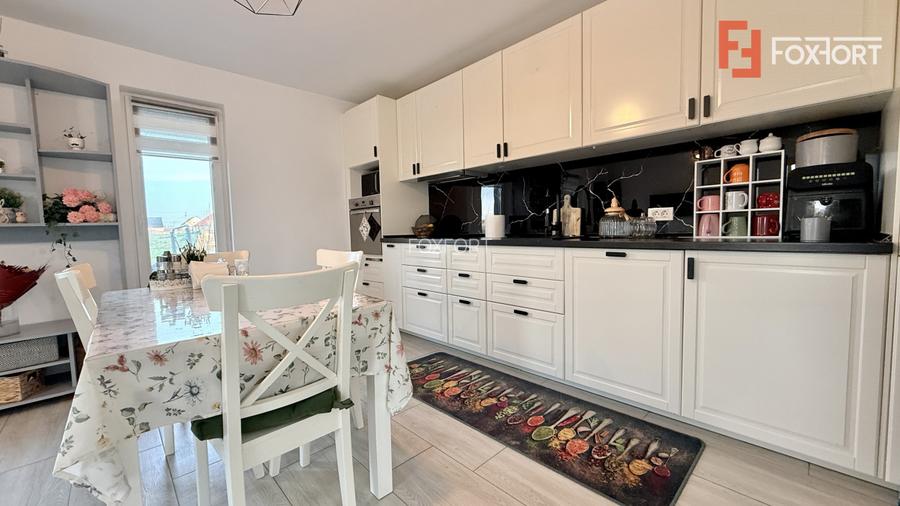 Duplex de vanzare in Sacalaz, 4 camere + 2 bai si toate utilitatile - 6