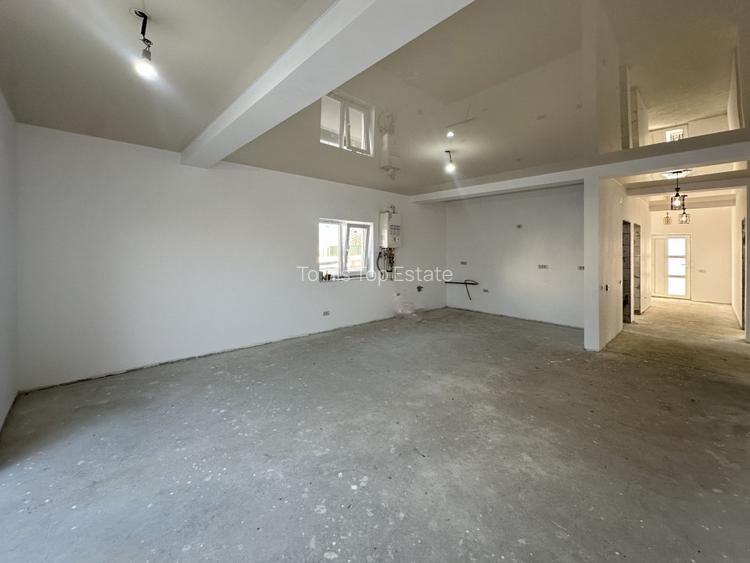 Casa 4 camere, zona C, Valu lui Traian - 5