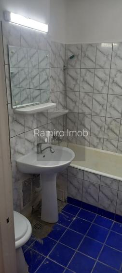 Apartament 2 camere decomandat Drumul Taberei - 11
